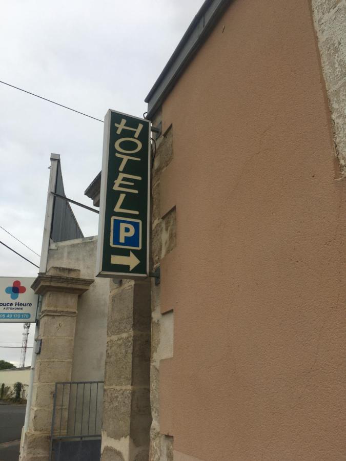 Hotel Au Chabichou à Niort Extérieur photo