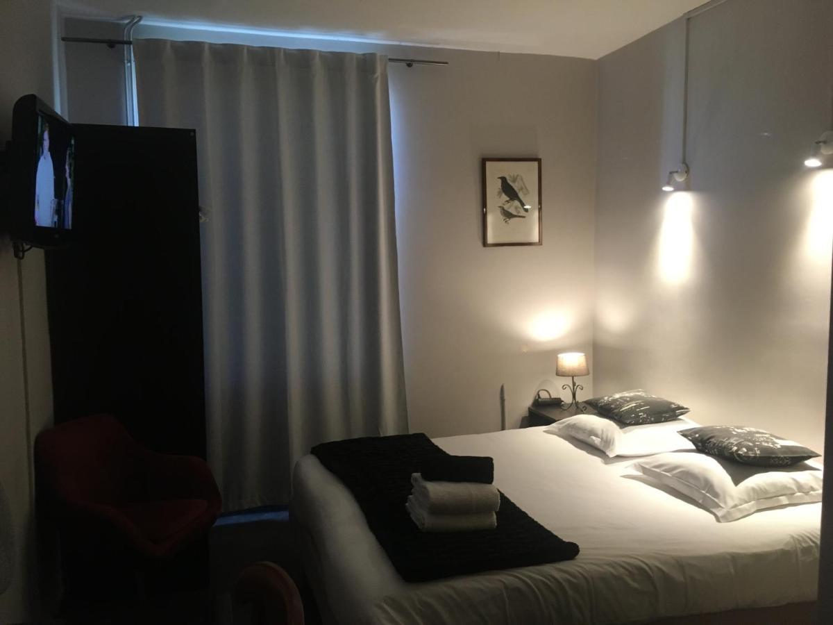Hotel Au Chabichou à Niort Extérieur photo